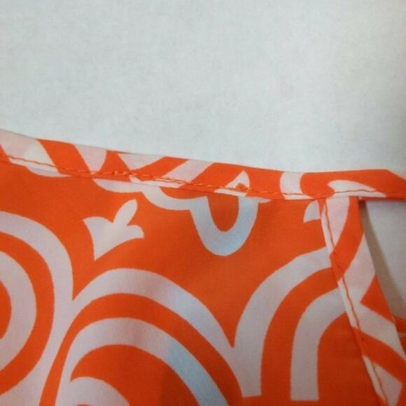 Francesca’s Buttons Brand 3/4 sleeve top small - Picture 3 of 10